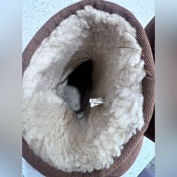 Uggs Classic II Sz women’s 9 Brown Yan Suede Shearling Boots VGUC - Picture 8 of 13